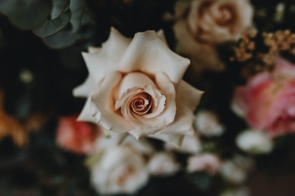 Luxe rozen bruiloft bloemen bloemist