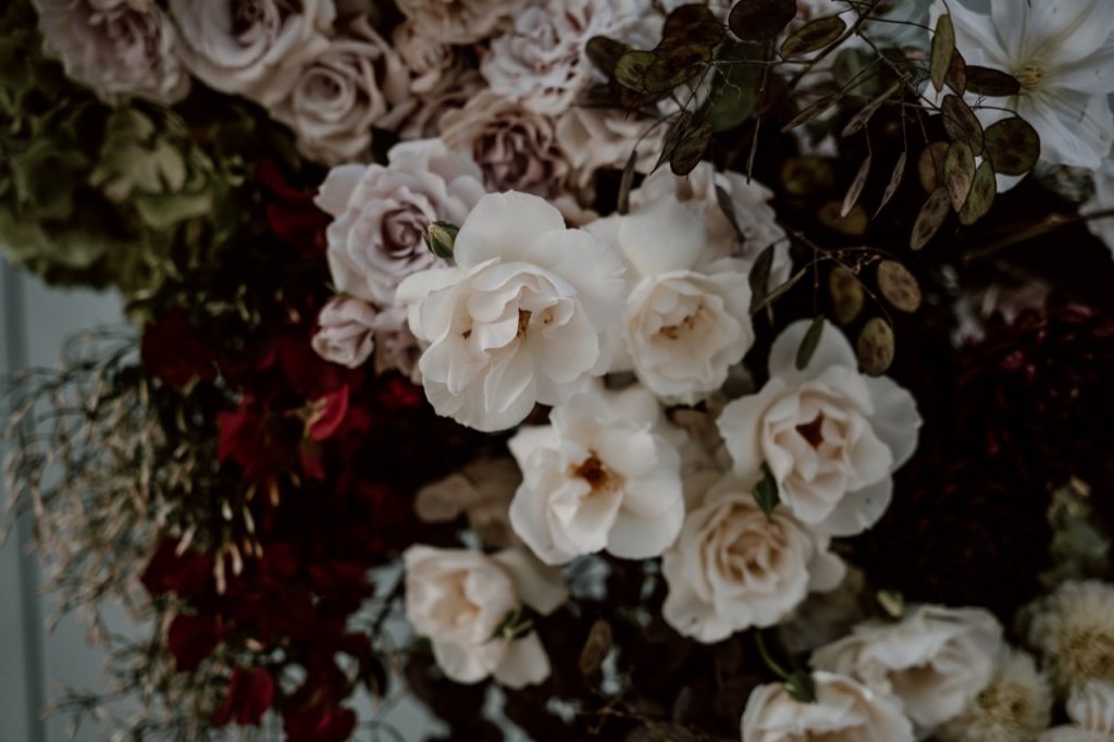 Wanneer en hoelang van tevoren jullie bruiloft bloemen regelen?