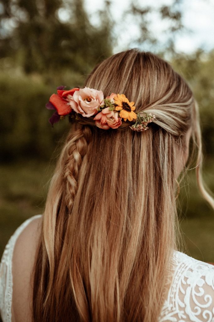 Bloemen in het haar