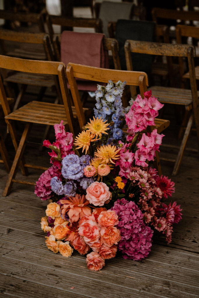 kleurrijke bloemen voor bruiloft op slot doddendael